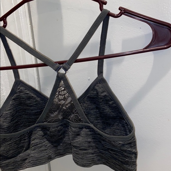 Sports bra - Picture 2 of 4